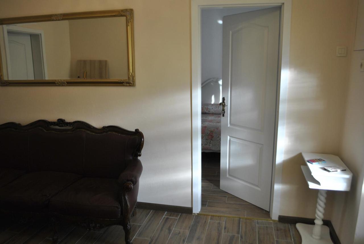 Apartment Pod Kostanji Osp المظهر الخارجي الصورة